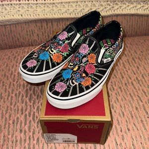 NEW Vans 💀 Dia De Los Muertos 💀 8.0 Ladies 6.5 Men